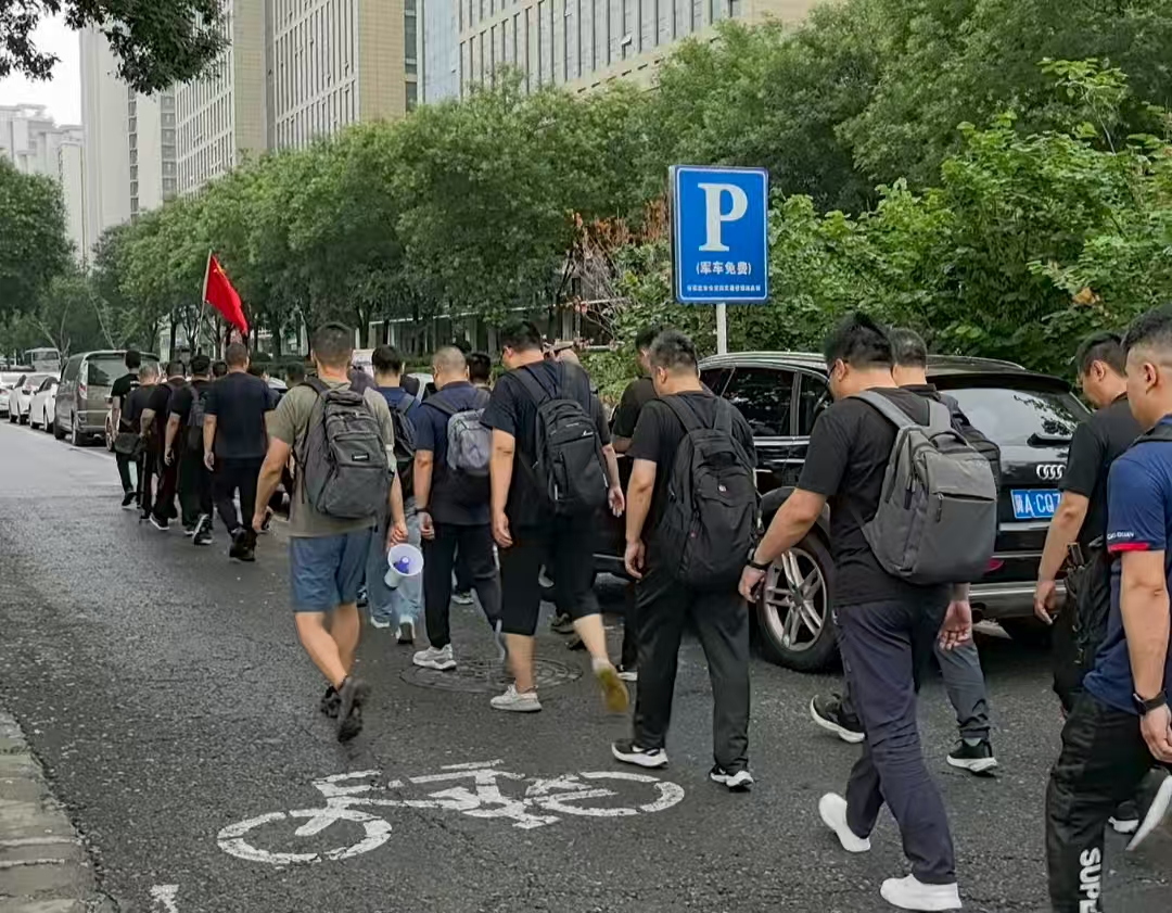 PA旗舰厅运动地板2025团队建设纪实